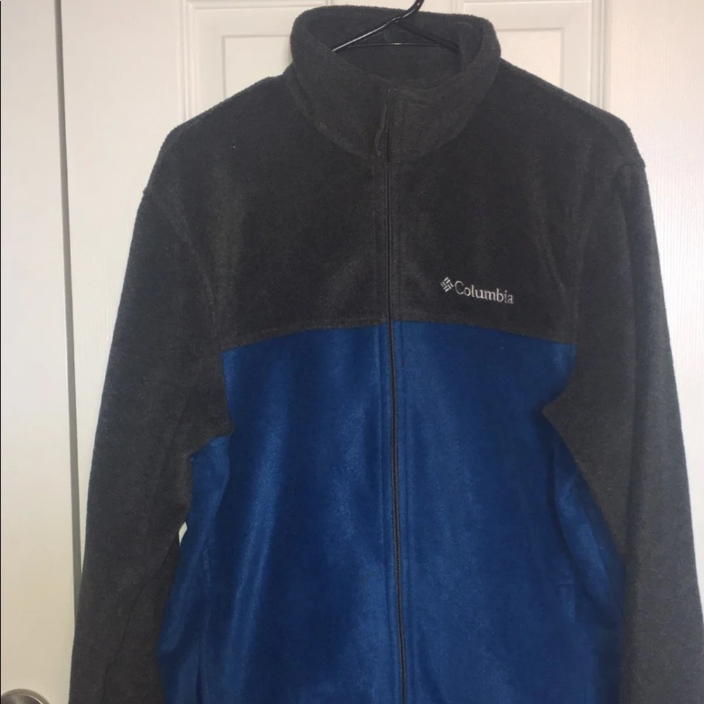 Columbia men’s blue and gray fleece jacket size M